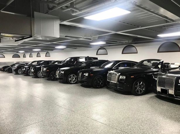 Hé lộ bộ sưu tập xe trắng và đen của Floyd Mayweather